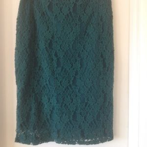 Lace pencil skirt
